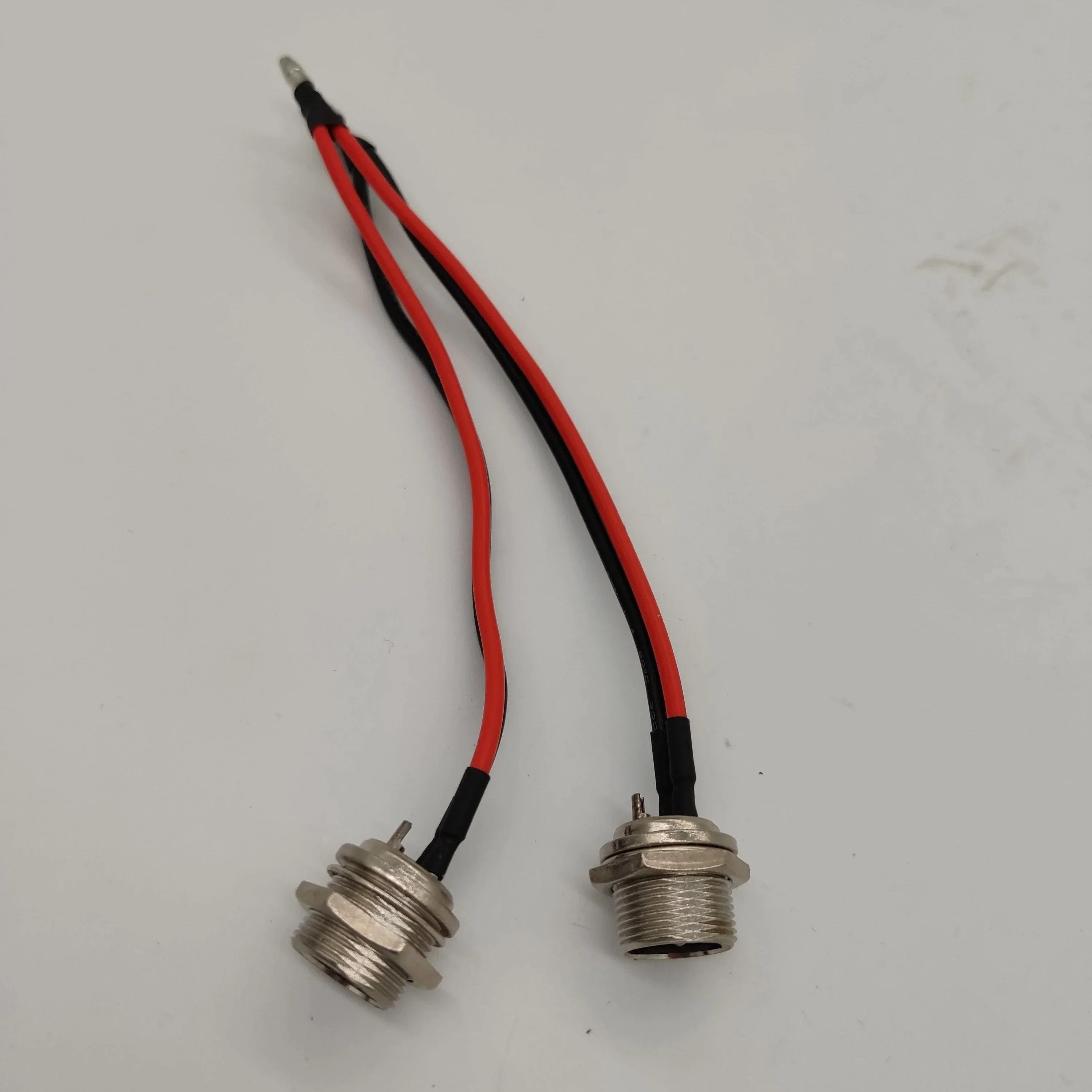 GX-16 3 Pin Bullet Connector Dual Charge Ports